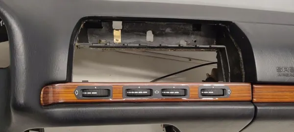 Painel console cinto Mercedes W140 3.2 OEM image 9