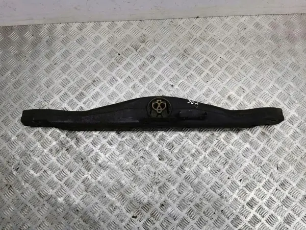 Porsche Cayenne 2011 Etuapukehys OEM 7PX399227X image 2