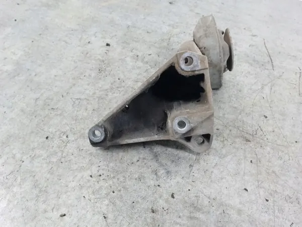 Vaihteiston tuki OEM 8D0399113AS VW Passat B5 FL:lle image 4