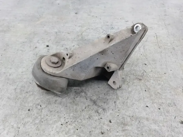 Vaihteiston tuki OEM 8D0399113AS VW Passat B5 FL:lle image 6
