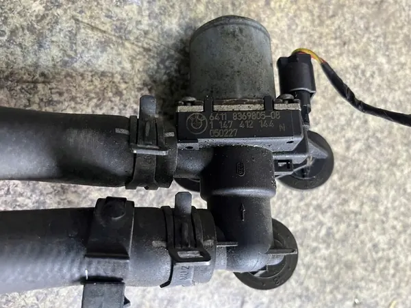 Vesimanifoldsähkösäätöletku BMW X3 E83 2.5i M54 image 5