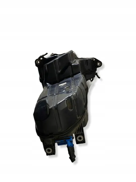 Tanque AdBlue Audi Q7 OEM 4M0131878BE Usado image 10