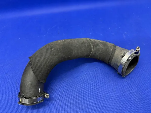 AUDI A6 A7 C7 3.0 TDI Intercooler Schlauch 4G0145738AB image 3