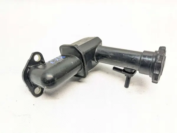 Mazda RX-7 FD Oljefyllningsrör OEM N3A1-10-420B image 4
