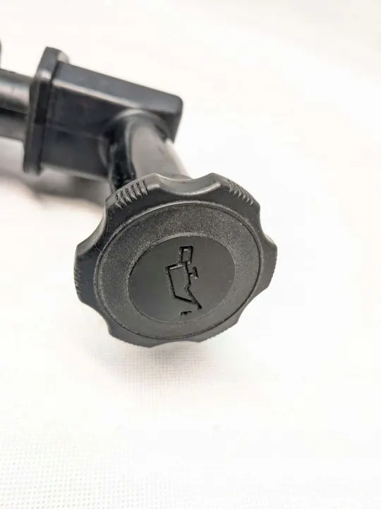 Mazda RX-7 FD Oljefyllningsrör OEM N3A1-10-420B image 5