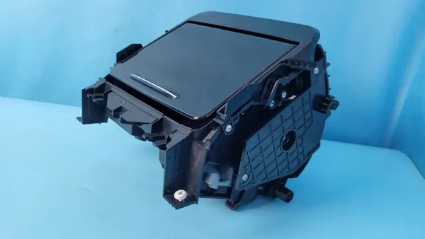 KIA SORENTO IV 20r Middenconsole Opbergruimte OEM 84630-P4000 image 3