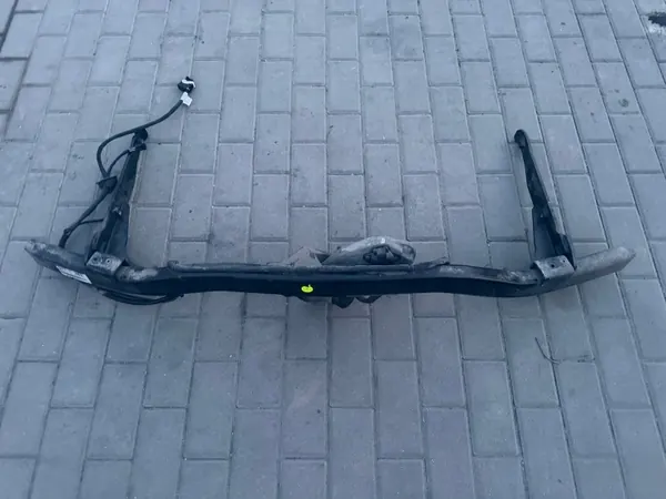 Barre de remorque VW TIGUAN II OEM 5NA803881P - Occasion image 2