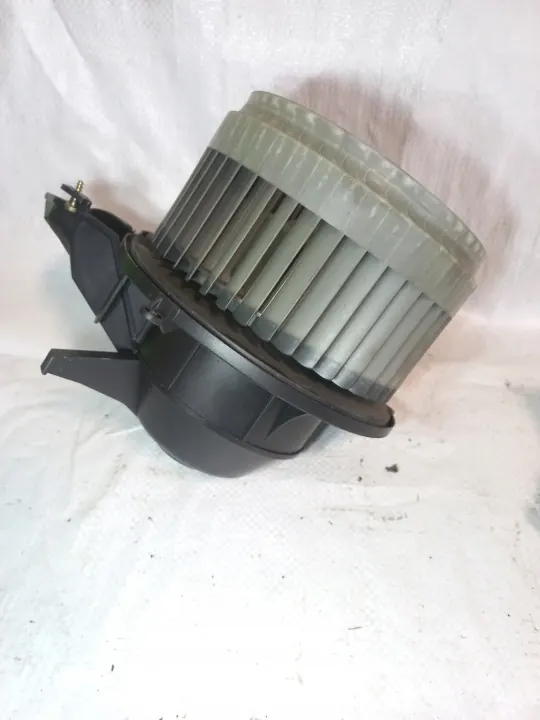 Ventilateur Volvo XC90 2005 OEM RHD28421 image 3