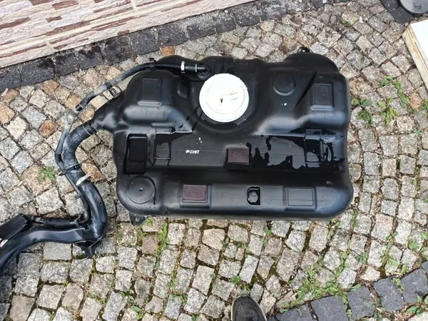 Bränsletank OEM 2010- för Fiat Doblo Opel Combo image 2