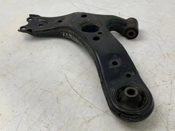 Braccio di controllo inferiore anteriore Toyota Prius+ 2015 4865442040 image 3