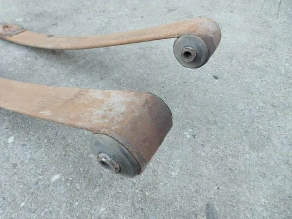 Brazo de suspensión trasero OEM 2K0511151F para VW Caddy image 5