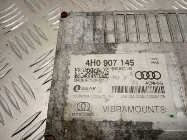 Module de suspension pneumatique Audi A8 S8 D4 OEM 4H0907145 image 3