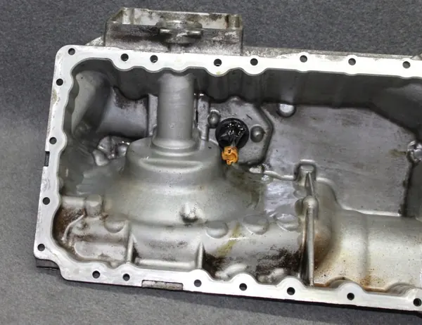 BMW F22 F30 F34 F25 2.0iX 2.8iX Oljepanna - 7601942 image 7