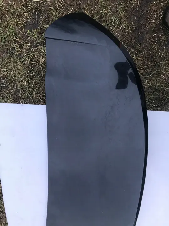 Spoiler de coffre Renault Megane 4 OEM 960301593R image 3