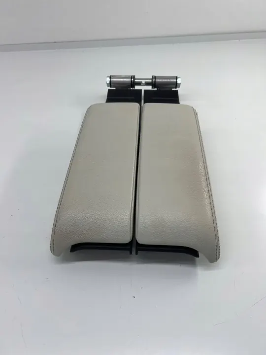 Accoudoir Land Rover Velar L560 OEM J8A2-K14181 image 3