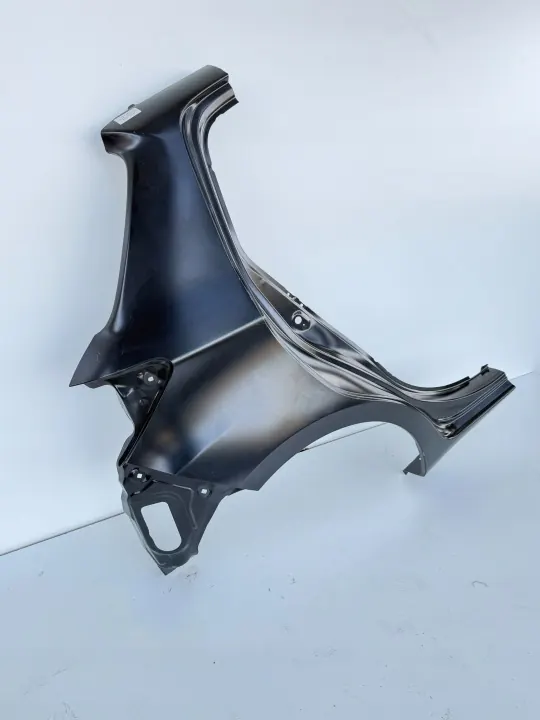 Para-lamas traseiro direito Toyota Yaris III OEM 61601-0D130 image 3