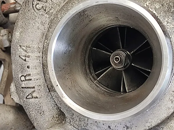 Turbo för Citroen Peugeot 1.6 EHDI 9686120680 image 3