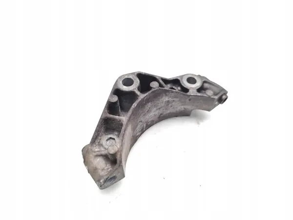 Land Rover Klimakompressor-Halterung OEM BH42-19N586-AA image 3