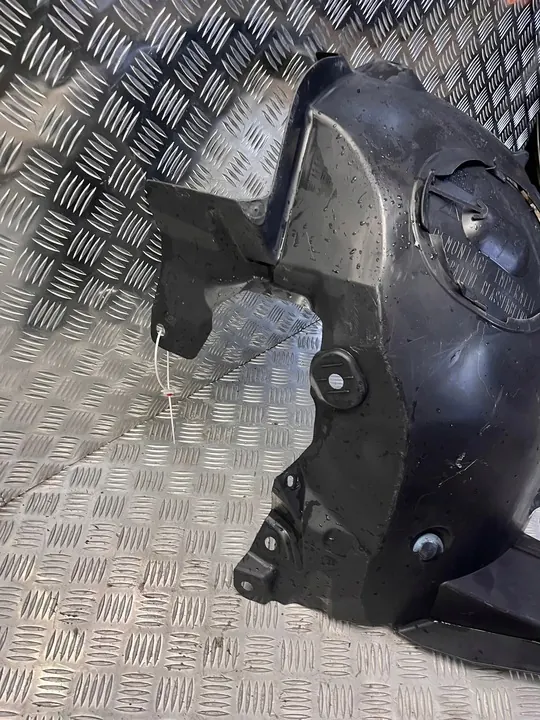 Front Left Wheel Arch Renault Kangoo II III 8200426494G image 2