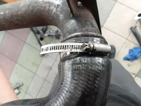 Manguera Mercedes Vito 638 A6385282882 image 2