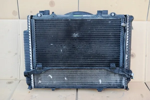 Compleet radiateursysteem Mercedes W210 2.2CDI image 2