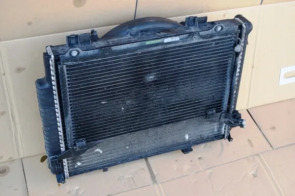 Compleet radiateursysteem Mercedes W210 2.2CDI image 3