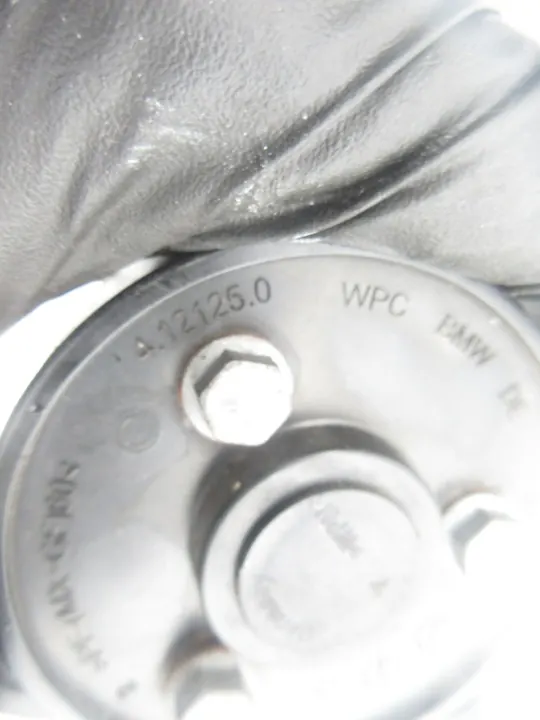 BMW F30 F31 F20 F21 G20 G21 G30 G31 G01 X3 Vattenpump image 4