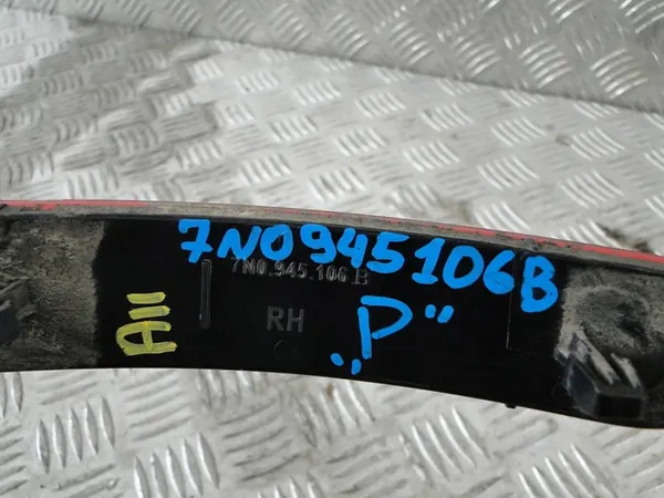 Volkswagen OE Takavalaisin Sharan image 5