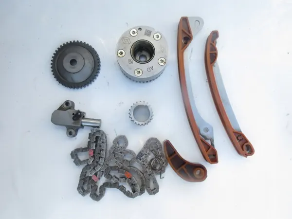 Kit de Distribution OEM 130853626R pour Renault Twingo III image 2
