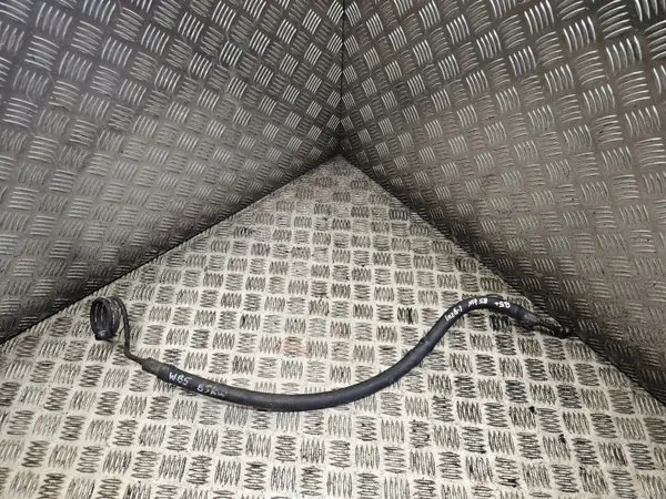 Flexible de direction OEM 8D1422893E pour VW Passat B5 image 2