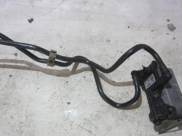Refroidisseur d'huile OEM 7638581 pour BMW F10 528XI N20 4x4 image 7