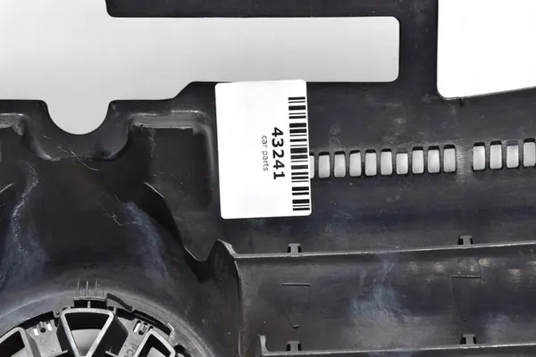 Volkswagen OE grill for Touran I image 8