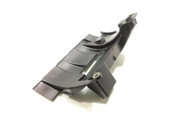 VW Golf Oljetank 1.6 Bensin 2006 06B103623L image 5