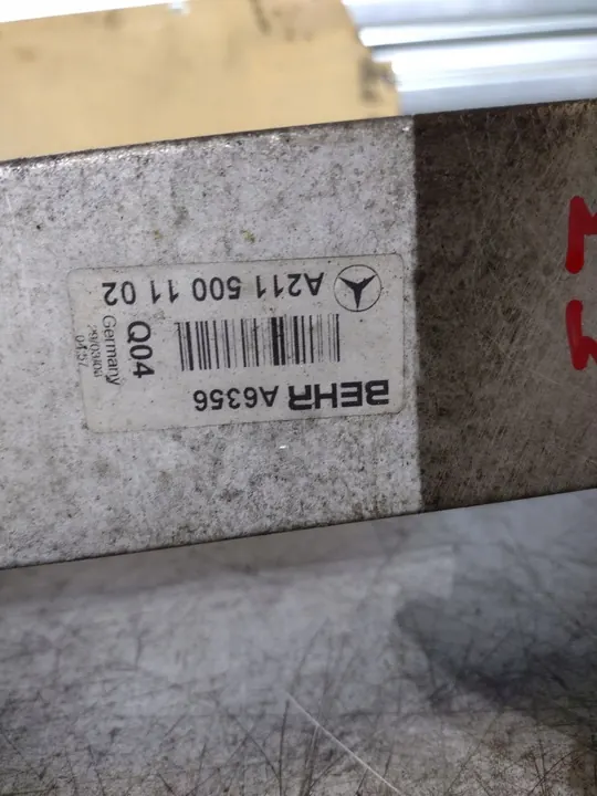 INTERCOOLER MERCEDES W211 W219 3.0 CDI A2115001102 image 9