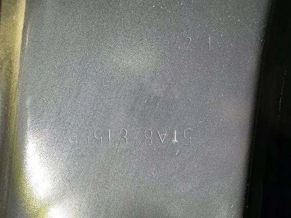 VW TOURAN 15- Capô image 4