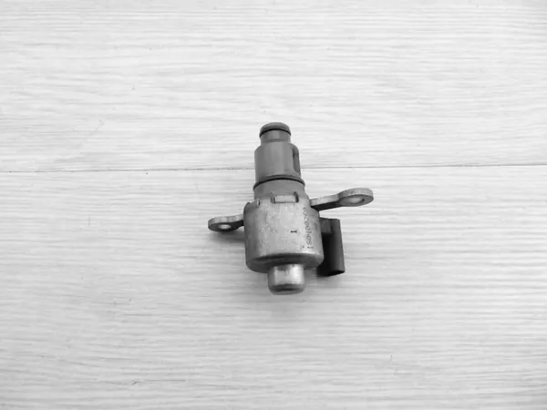 Sensor Presión Aceite Opel Insignia B 55491643 image 2