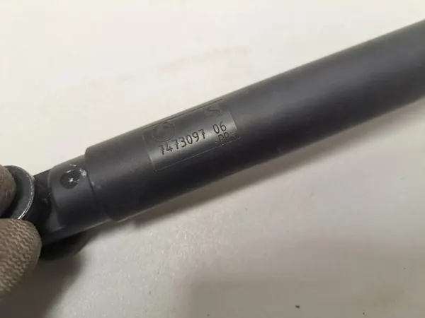 Höger bakluckaktuatör OEM 7473097 för BMW X7 G07 image 5