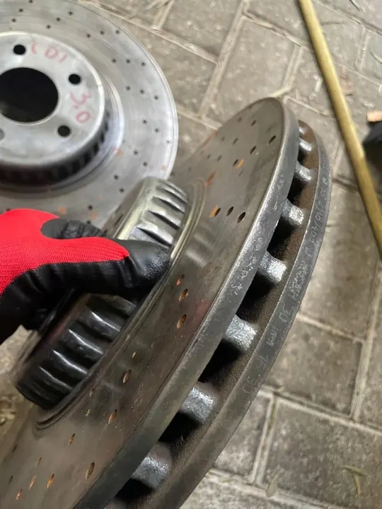 Voorremschijven Mercedes W222 350 CDI OEM A2224215000 image 2