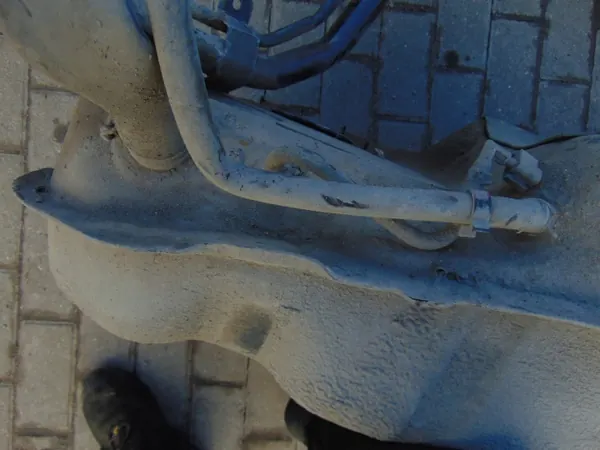 Tank-Einfüllstutzen OEM MLVIIIEU1 für Mitsubishi Lancer image 8