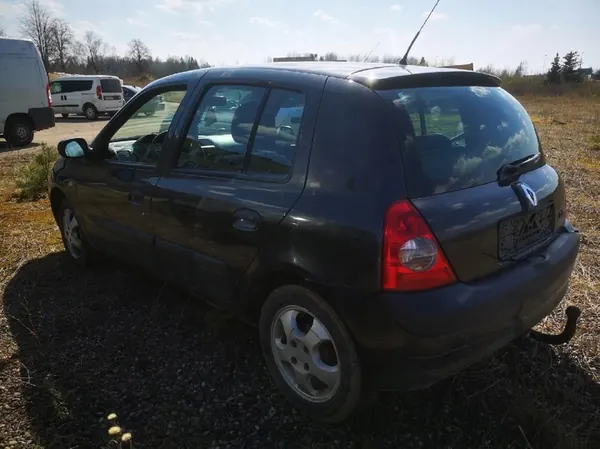 Renault Clio Alternator 2004 1.5L 8200022774 image 8