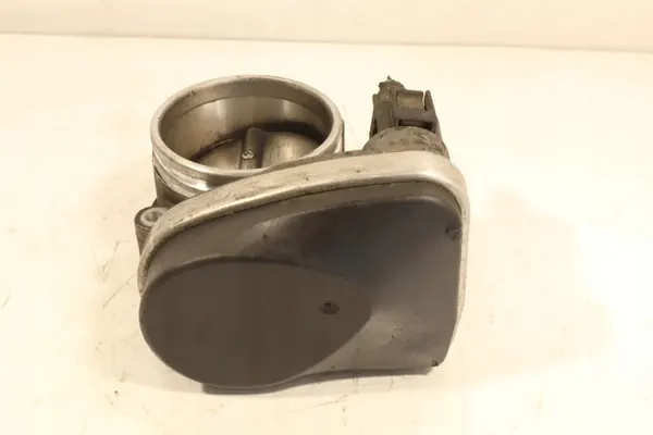 BMW E87 120i Throttle Body 1439580-06 image 3