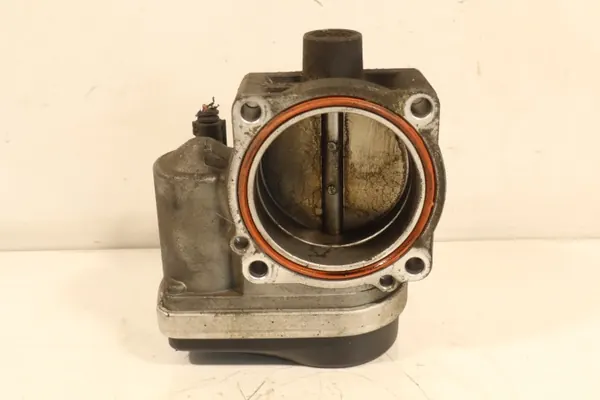 BMW E87 120i Throttle Body 1439580-06 image 5