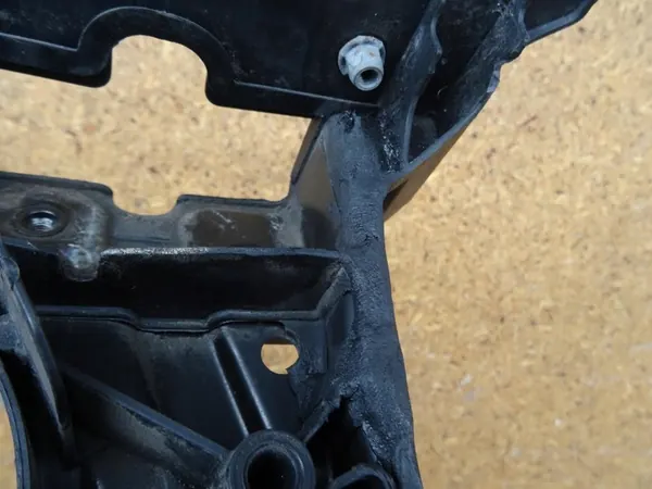 Reforço frontal AUDI Q3 8U 2011-2018 8U0805594D image 8