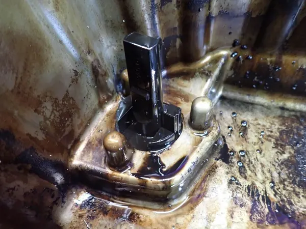 VW GOLF IV 97-06 1.6 Oljepanna 030103603Q image 8