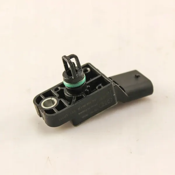 Audi A3 S3 8P 2010 Air Pressure Sensor OEM 038906051N image 3