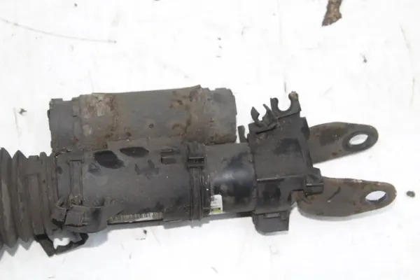 Fram Höger Luftfjäder MERCEDES-BENZ C (W205) A2053200525 image 2