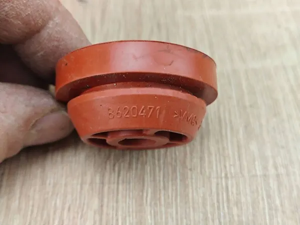 Support caoutchouc filtre à air OEM 8620471 image 5