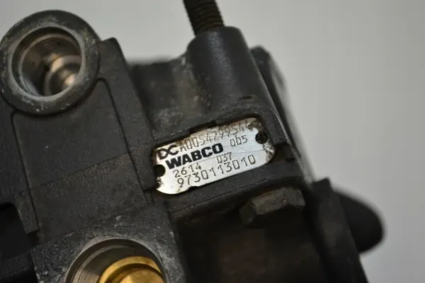 Wabco releventtiili OEM A0054299544 Mercedes Actros image 5