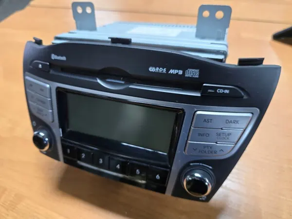 OEM 96160-2Y730TAN CD MP3 Bluetooth-radio Hyundaiille image 5