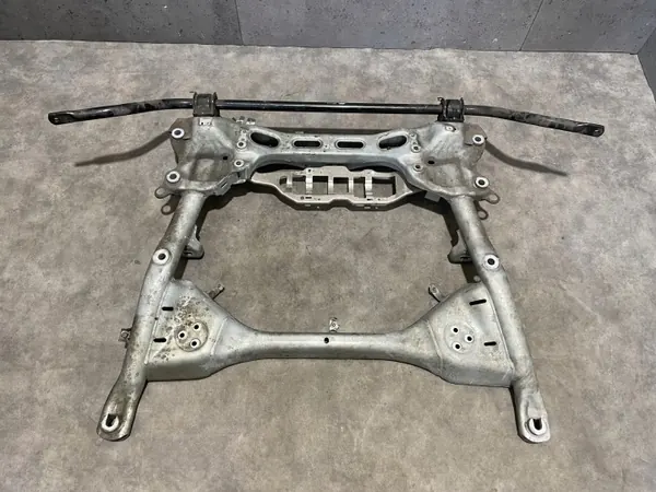 Kelkka Mercedes AMG GT C190 A190 W190 OEM A1906207601 image 2